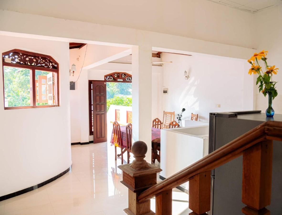 מטרה Surfing Guest House מראה חיצוני תמונה