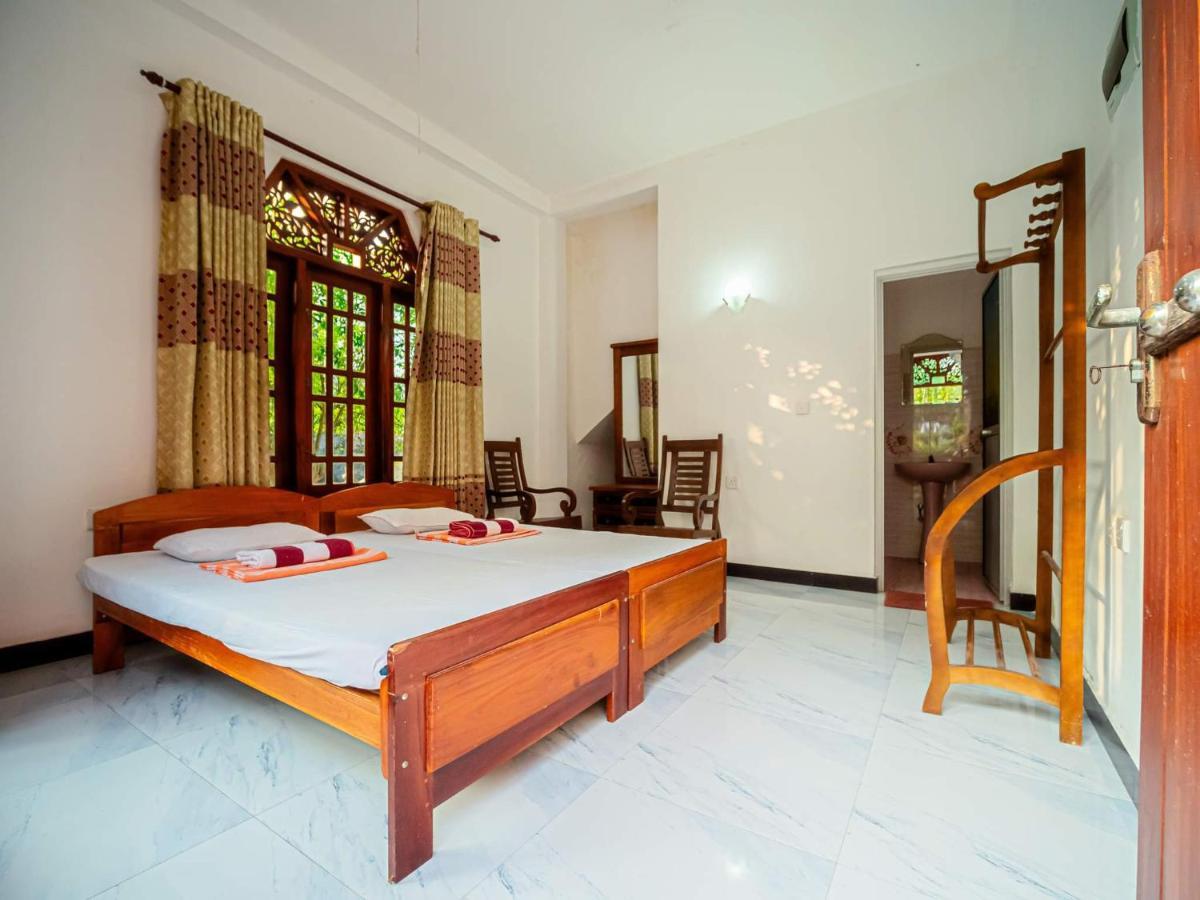 מטרה Surfing Guest House מראה חיצוני תמונה