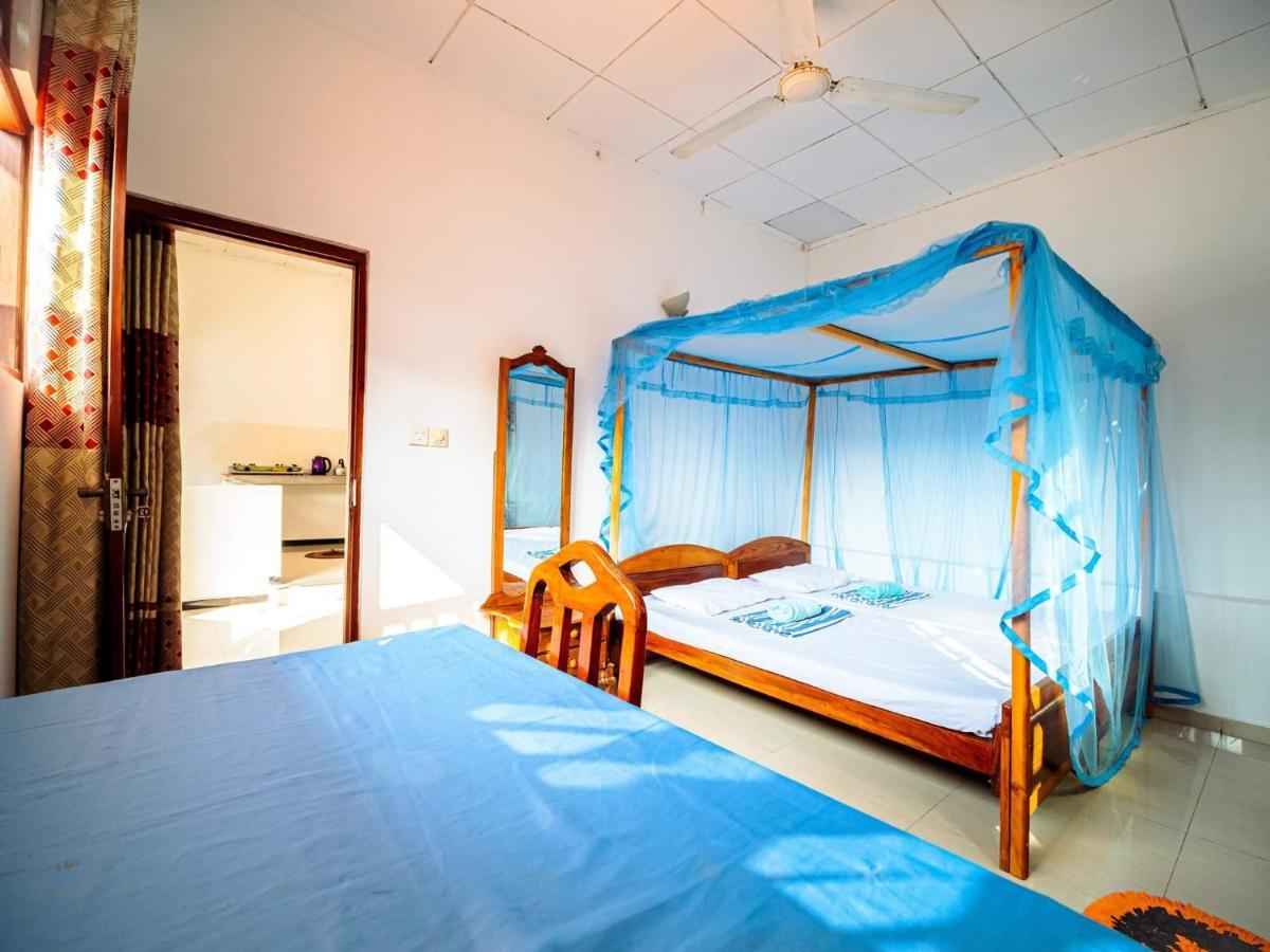 מטרה Surfing Guest House מראה חיצוני תמונה