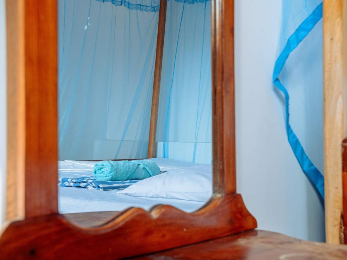 מטרה Surfing Guest House מראה חיצוני תמונה